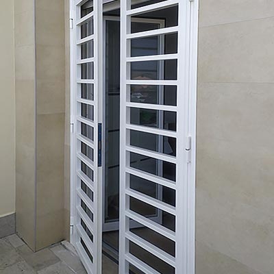 FurnitureXtra Pattumiera In Metallo Con Coperchio Soft Close – Grigio 3 Litri Per Ufficio O Bagno